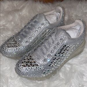 The Ultimate Diva Sneakers 💎👟